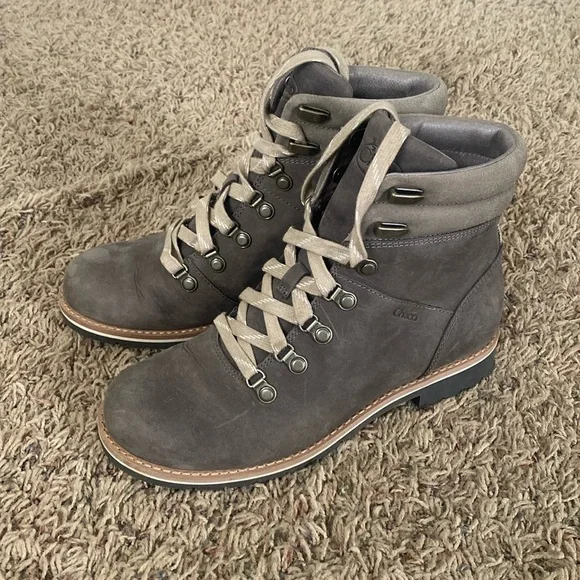 Women’s Chaco Boots - Picture 1 of 5